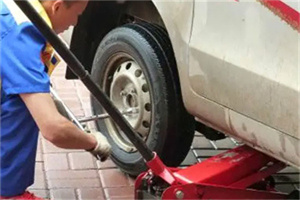 九寨沟附近拖车24小时服务热线电话